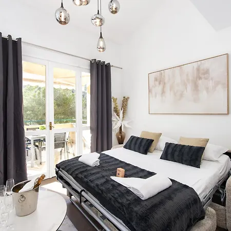 Appartement Porte De Monaco - Terrasse Vue - Parking - Cn *